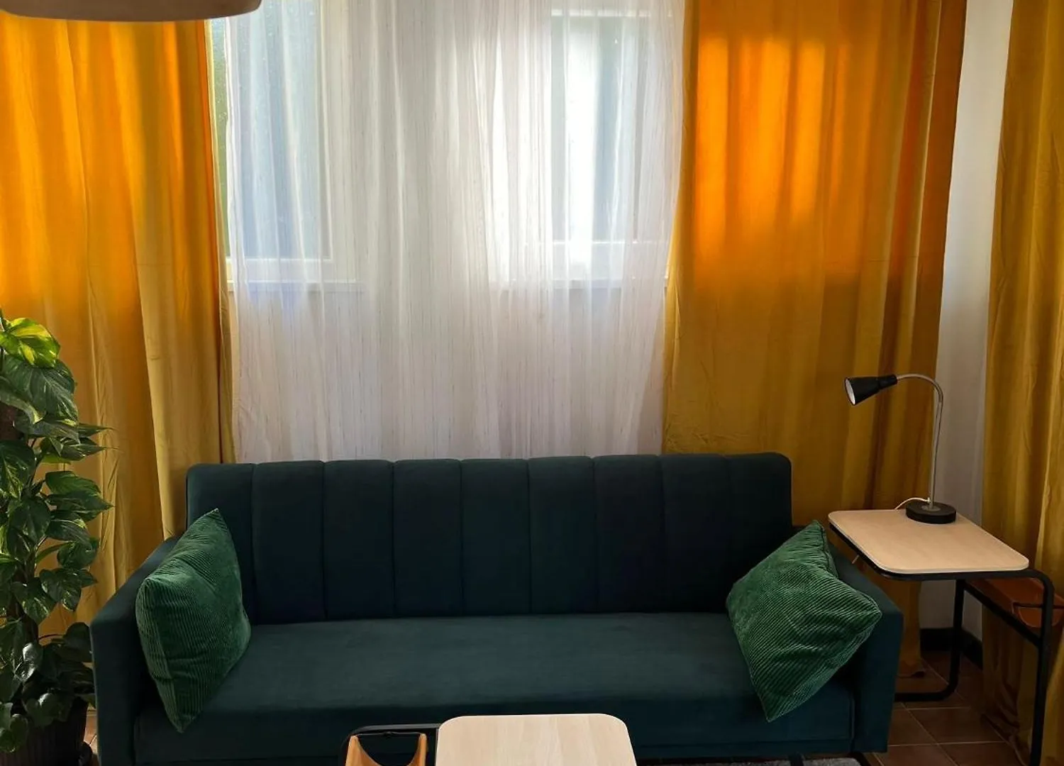 Apartmani Dani باغ